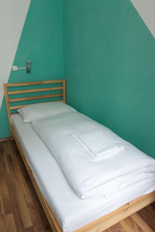 Hotel Pension ARPI Wina Bagian luar foto